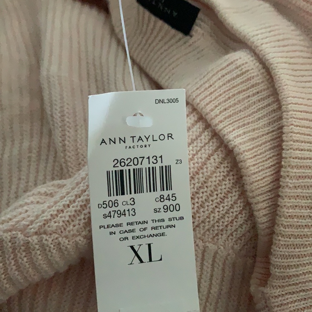 🌷🌷 Ann Taylor Ribbed Style Sweater- Size XL - Picture 8 of 8